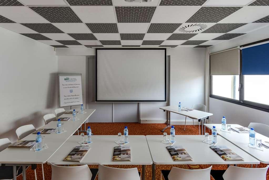Brit Hotel Rennes Cesson Facilities photo